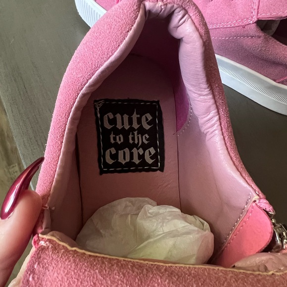 Cute to the Core Womens pink platform sneakers - Picture 5 of 7